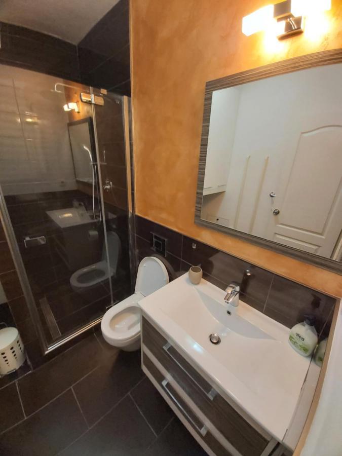 Target Apartment บันยาลูกา ภายนอก รูปภาพ