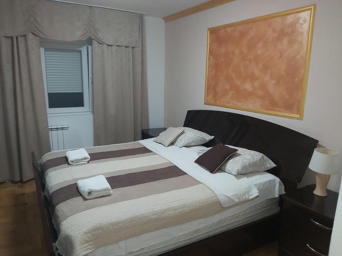 Target Apartment บันยาลูกา ภายนอก รูปภาพ
