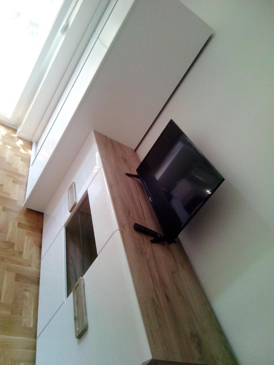 Target Apartment บันยาลูกา ภายนอก รูปภาพ
